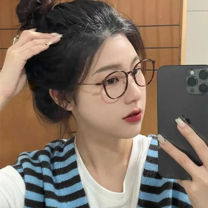 Reading glasseAnti Blue Light Round Frame Presbyopia Glasses Retro Circular Reading Glasses Ultra Light Unisex Far Sight Glasses