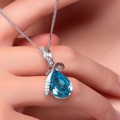 Huitan Elegant Women Pendant Necklace Fresh Style Wedding Anniversary Accessories Inlaid Shining Blue CZ Daily Trendy Jewelry