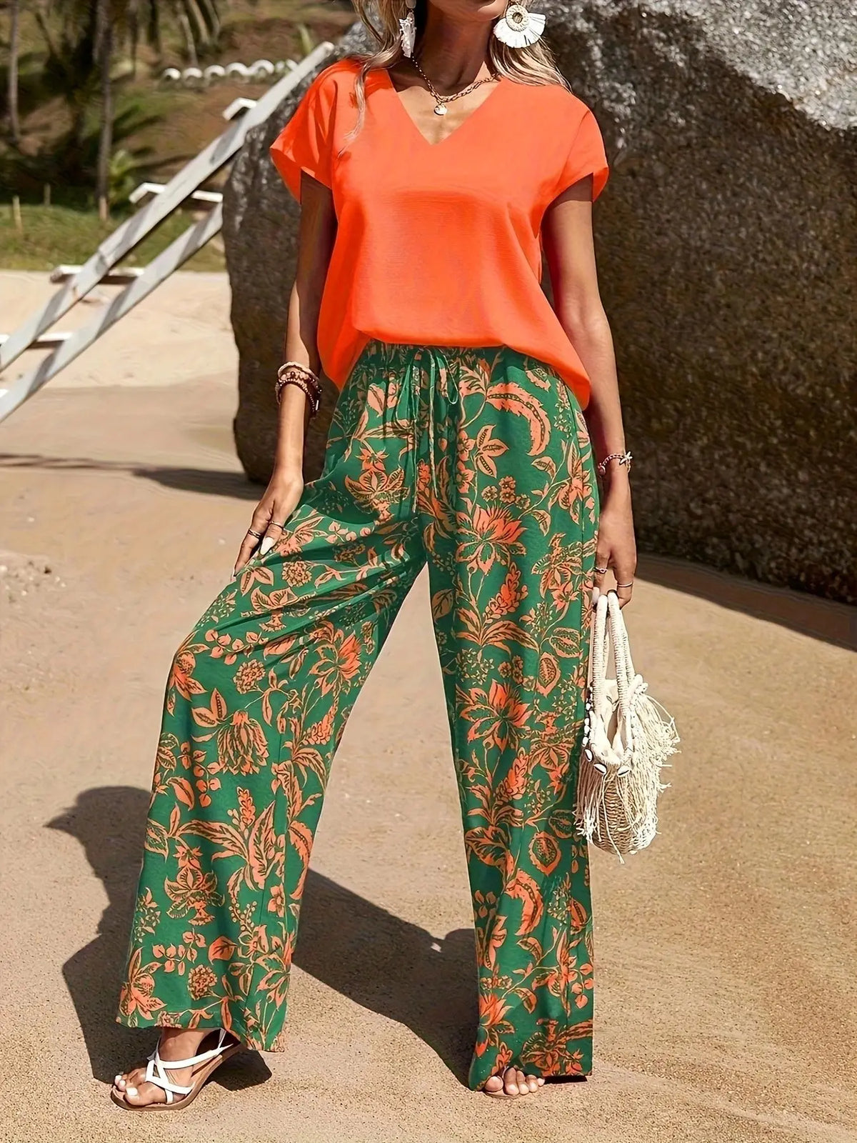 Summer Women 2 Piece Outfit Set V-Neck Short Sleeve T-Shirt + Floral