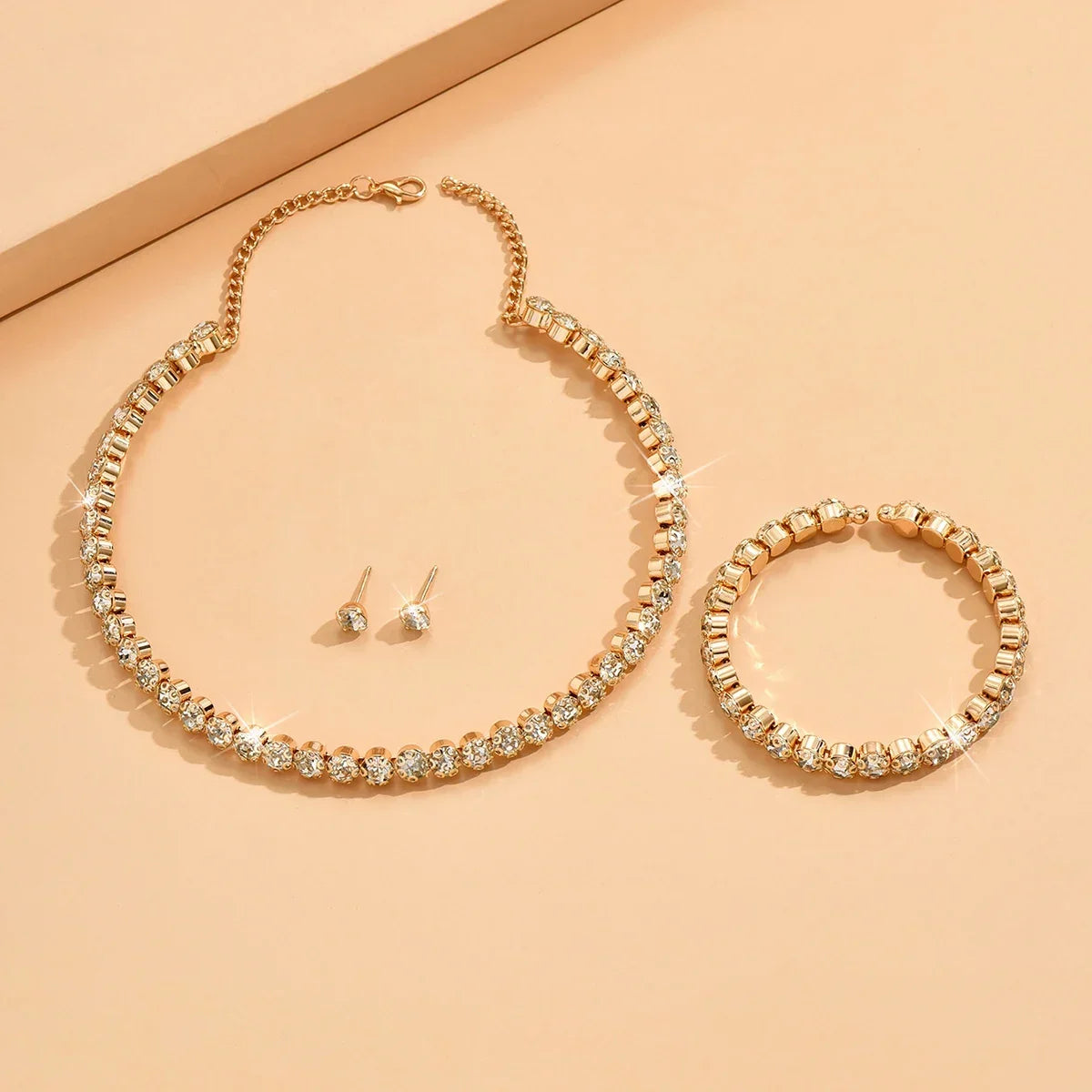 Light Luxury and Minimalist Rhinestone Necklace, Earrings, and Bracelet Are Suitable for Dating and Banquet Registration