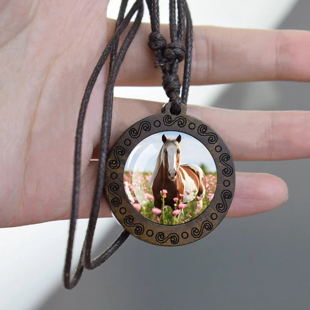 Horse Necklaces White Brown Horse Galloping Glass Dome Vintage Wooden Pendant Rope Chains Necklace Women Men Goth Jewelry Gift