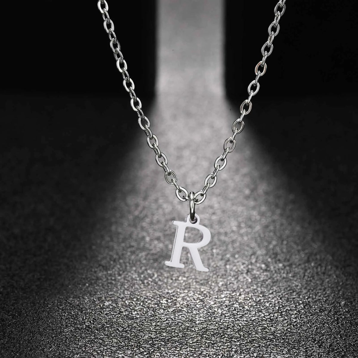26 Letters A-Z Initial Pendant Necklaces for Women,Alphabet Pendant Rolo Chain Necklace,Simple Fashion Collar Jewelry Gift