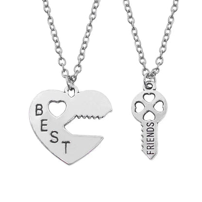 2pcs/set Splicing Necklace Heartbroken Pendant Necklace Men and Women