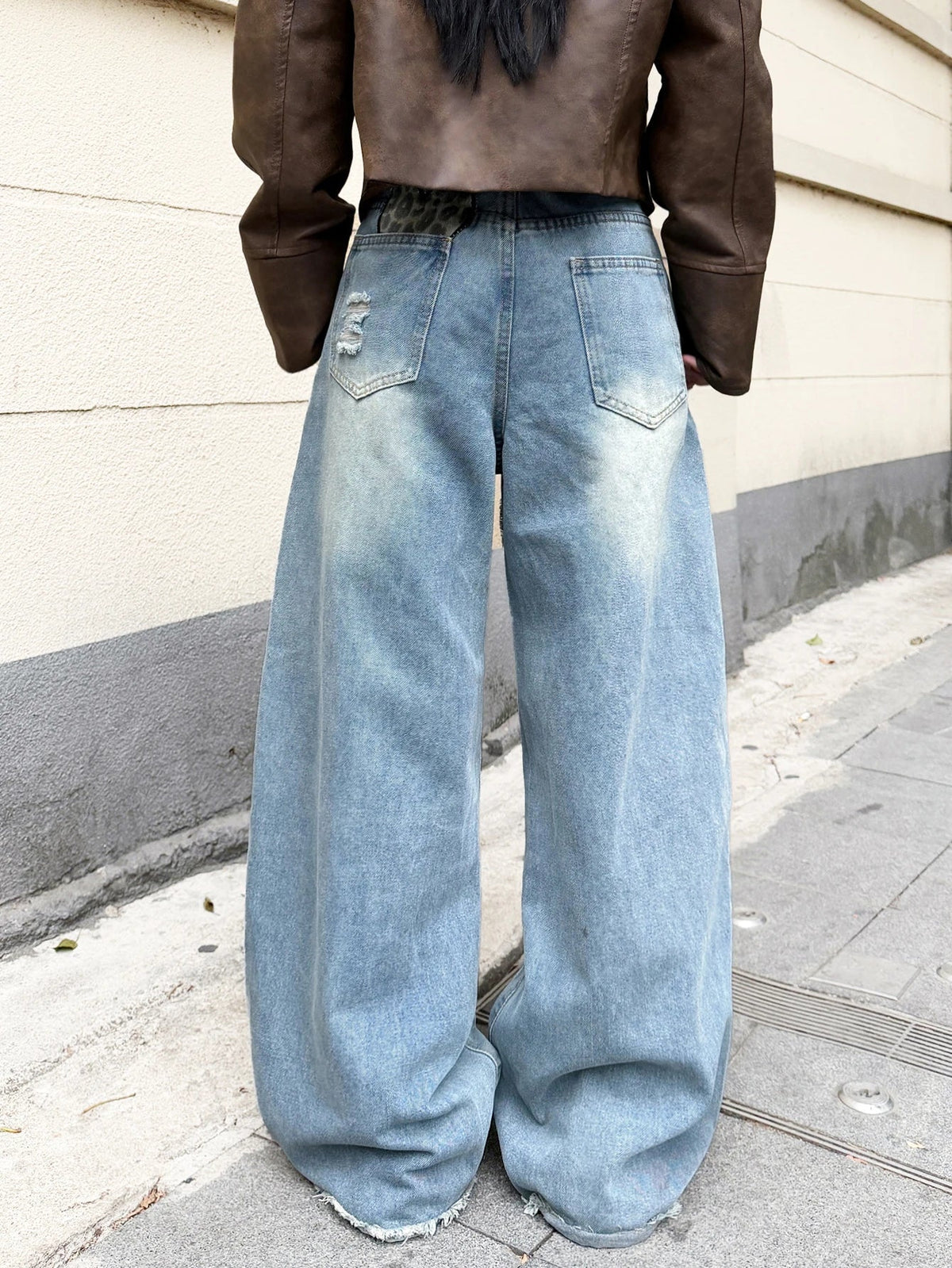 American Retro Heart-Shaped Leopard Print Patchwork Women's Loose High-Waisted Blue Wide-Leg Jeans, Street Fashion Niche Design Versatile Trousers
