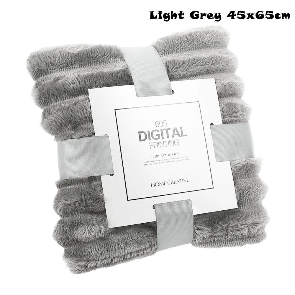 New Double Sided Warm Blanket Warm Skin-Friendly Throw Blanket Breathable Ultra Soft Bunny Blanket