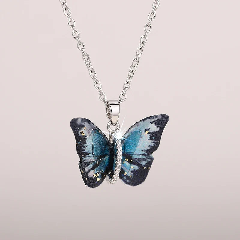 Huitan Aesthetic Butterfly Pendant Necklace for Women Silver Color/Gold Color Inlaid Shiny CZ Fashion Party Accessories Jewelry