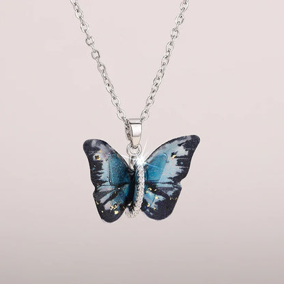 Huitan Aesthetic Butterfly Pendant Necklace for Women Silver Color/Gold Color Inlaid Shiny CZ Fashion Party Accessories Jewelry