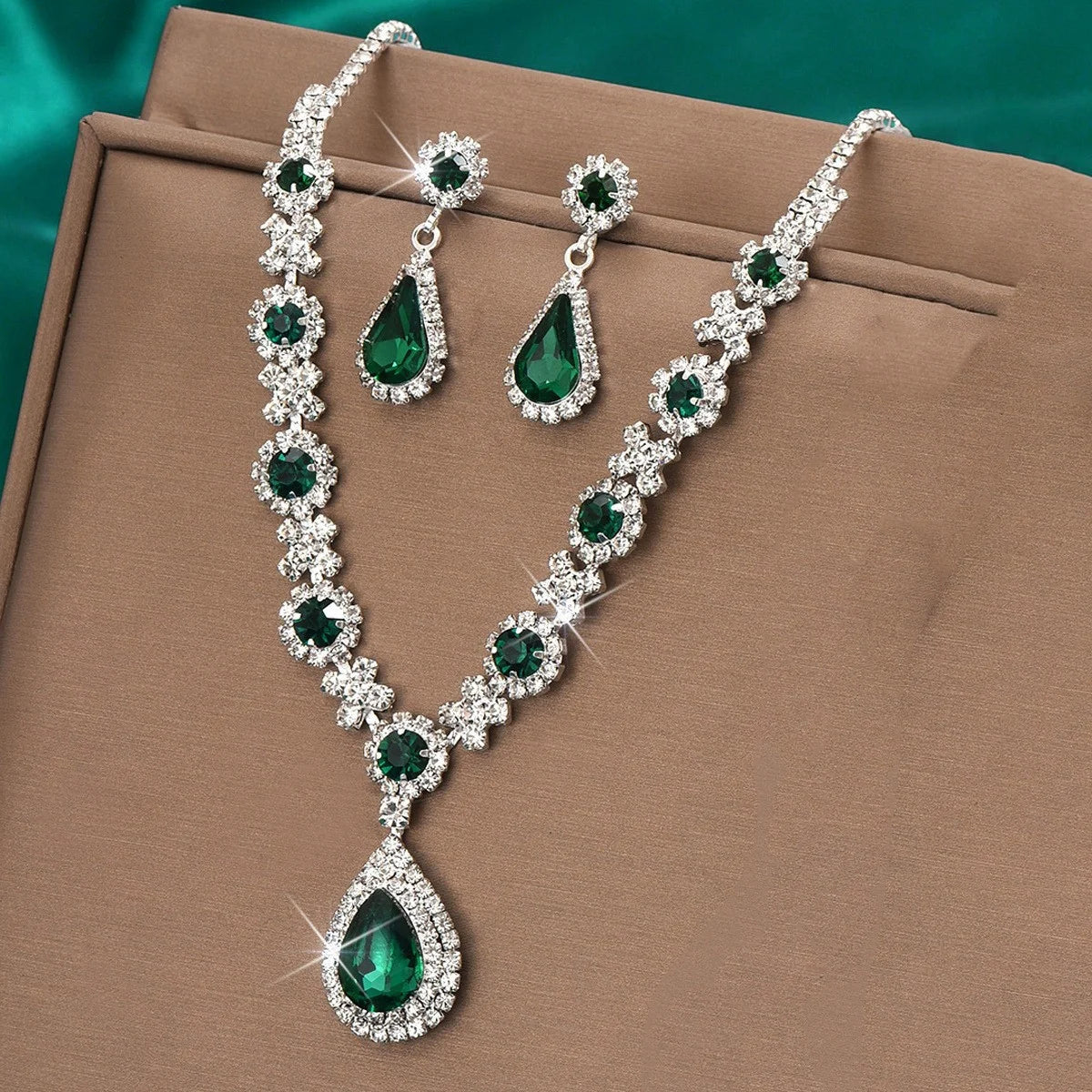 3-piece Women's Claw Chain Series Geometric Droplet Earrings Necklace Set Wedding Banquet Party Holiday Gift 8056