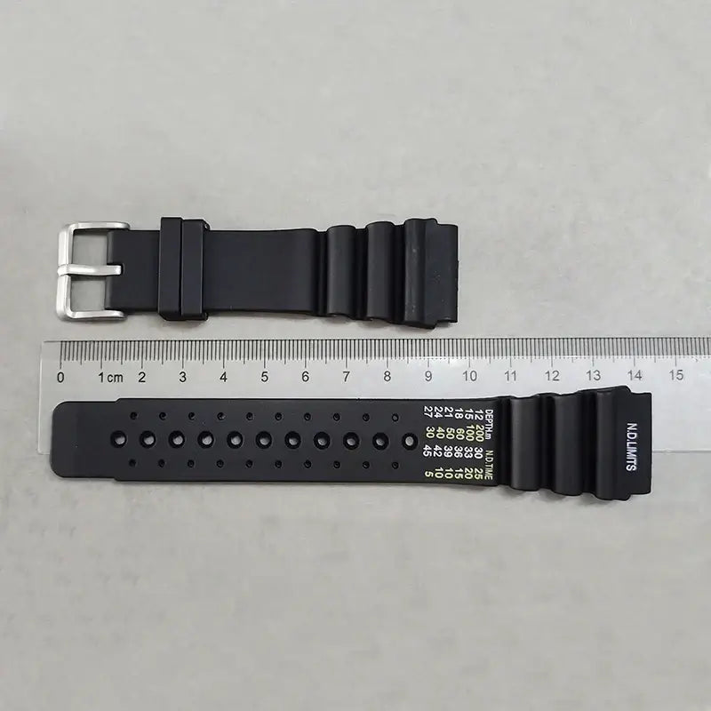 Suunto Race, Vertical & 9 Peak Dive-Style Silicone Band