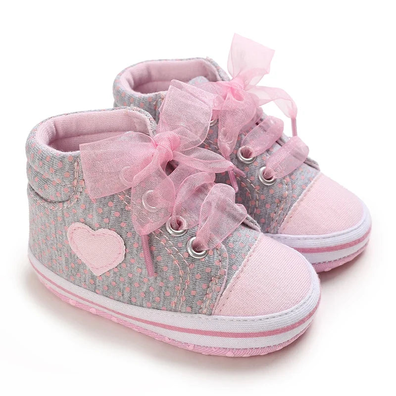 Cute and classic pink themed casual flat shoes for baby girls, soft and comfortable baby walking shoes for 0-18 months
