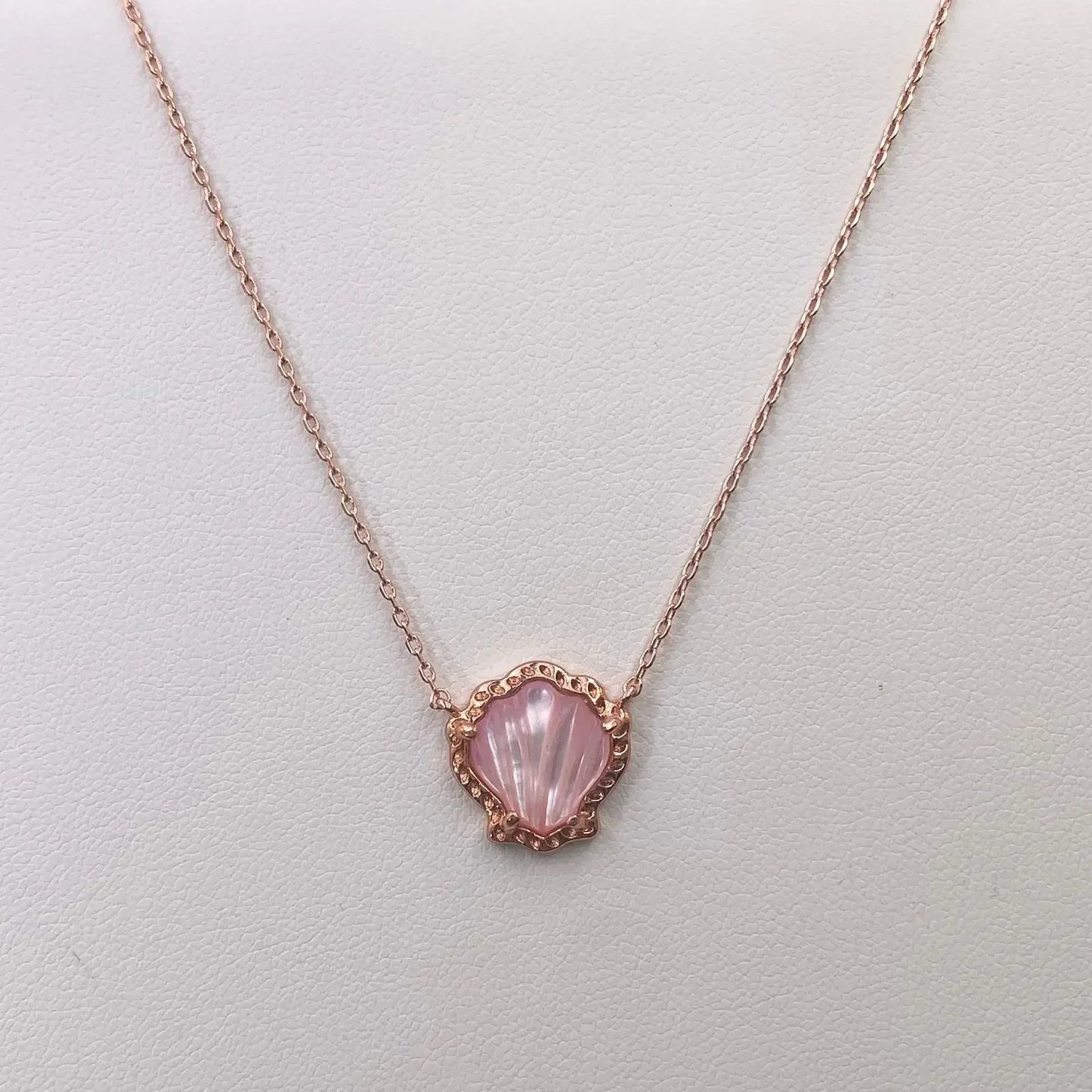 Shell-shaped Short Pendant Necklace for Women, Fashion Jewelry, Unique Gifts