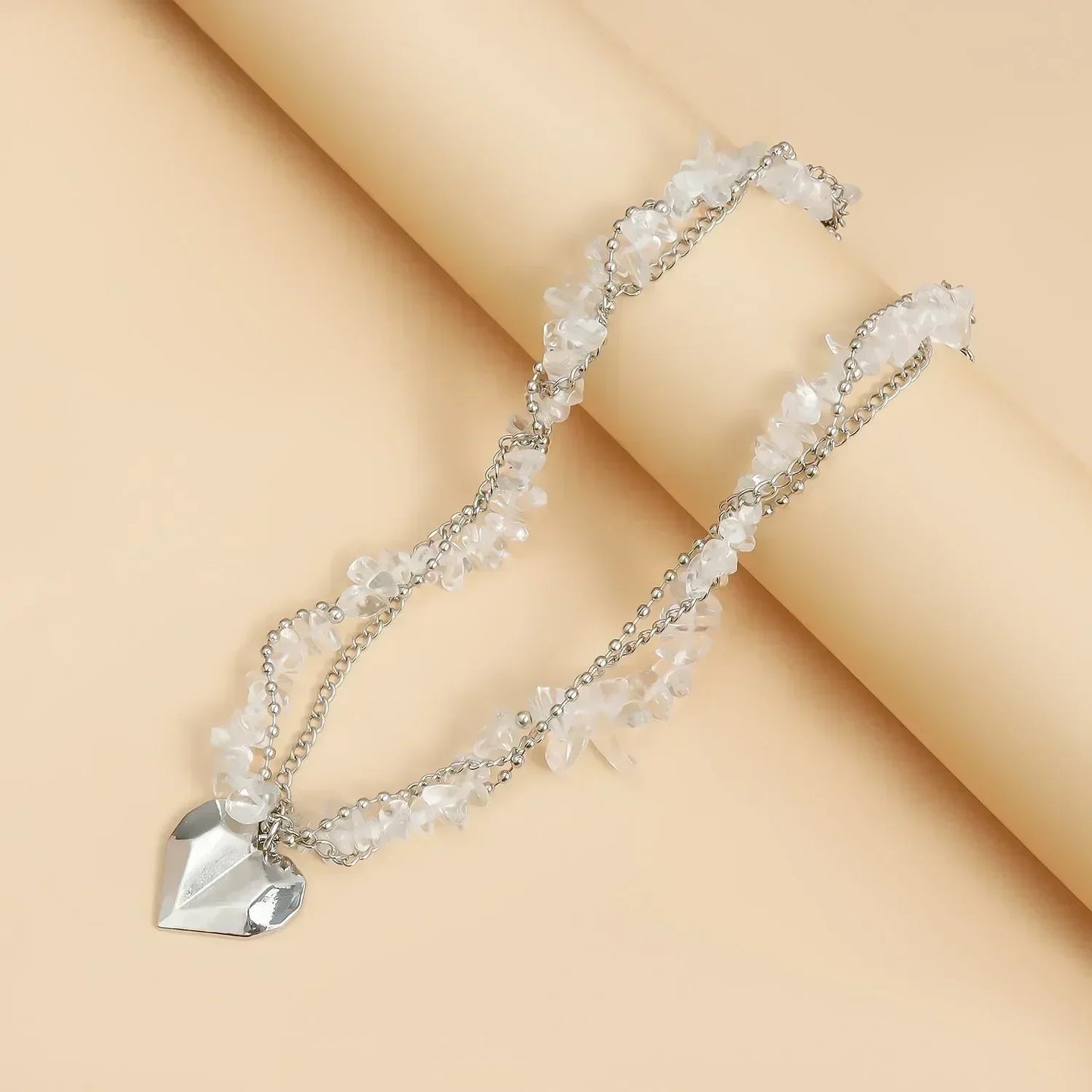 Fashion Heart Beaded Necklace for Women Boho Elegant Irregular Crystal Chain Y2K Choker Exquisite Party Gift Jewelry Accessories