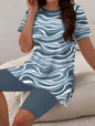 2025 Women New Slit Printed Top Round Neck T-shirt + Sports Shorts Fashionable Casual Women Sports Style Comfortable Shorts Suit