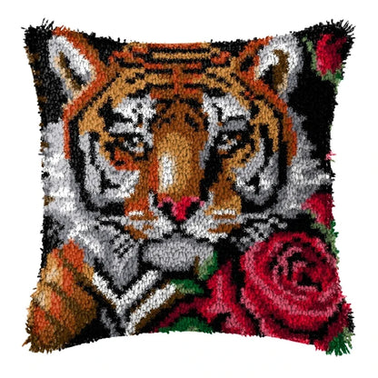 Cunning Fox Smyrna Buttons Package Latch Hook Pillow Kit Bunny Embroidery Design Plush Animal Canvas Craft for Home Decor Gifts