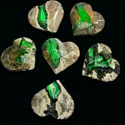 1pc Fluorescent Agate Heart, UV Reactive Stone, Home Decor Accent, Unique Natural Stone Collectible， Home Office Decor