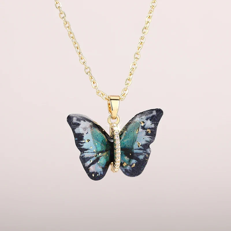 Huitan Aesthetic Butterfly Pendant Necklace for Women Silver Color/Gold Color Inlaid Shiny CZ Fashion Party Accessories Jewelry