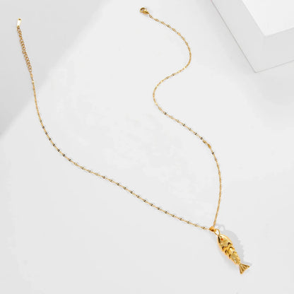 Trendy Gold-Plated Retro Personality Agile Small Fish Necklace for Women Anti-Allergic Fashionable Jewelry Accessory