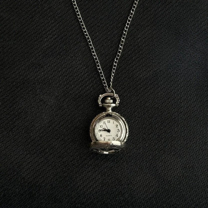 Original Hollow Heart Pocket Watch Chain Keychain Design Steampunk Clock Vintage Necklace Pendant Jewelry Watch Men Women Gift