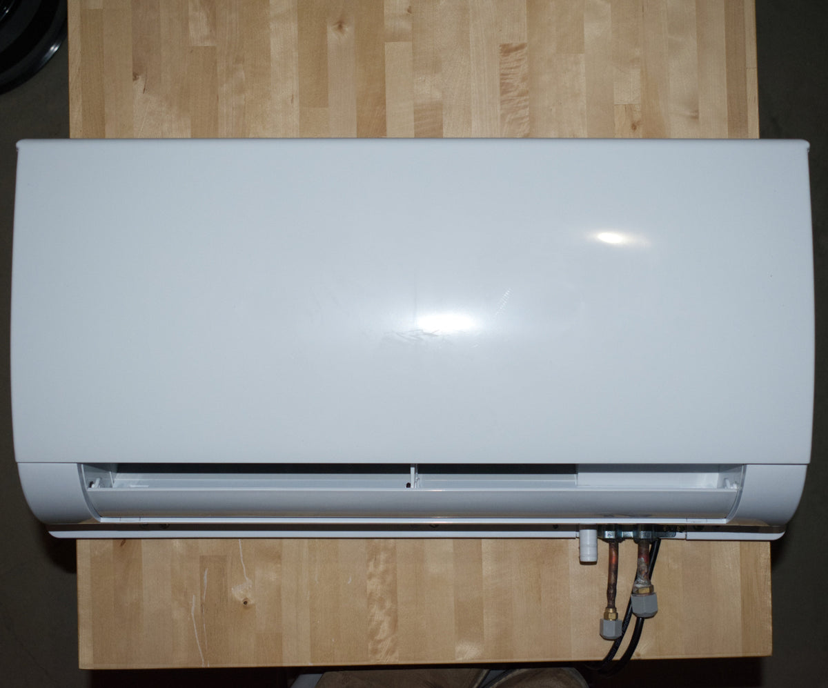 7000 BTU/h Compact Pure DC Mini Split Heat Pump w/ bracket