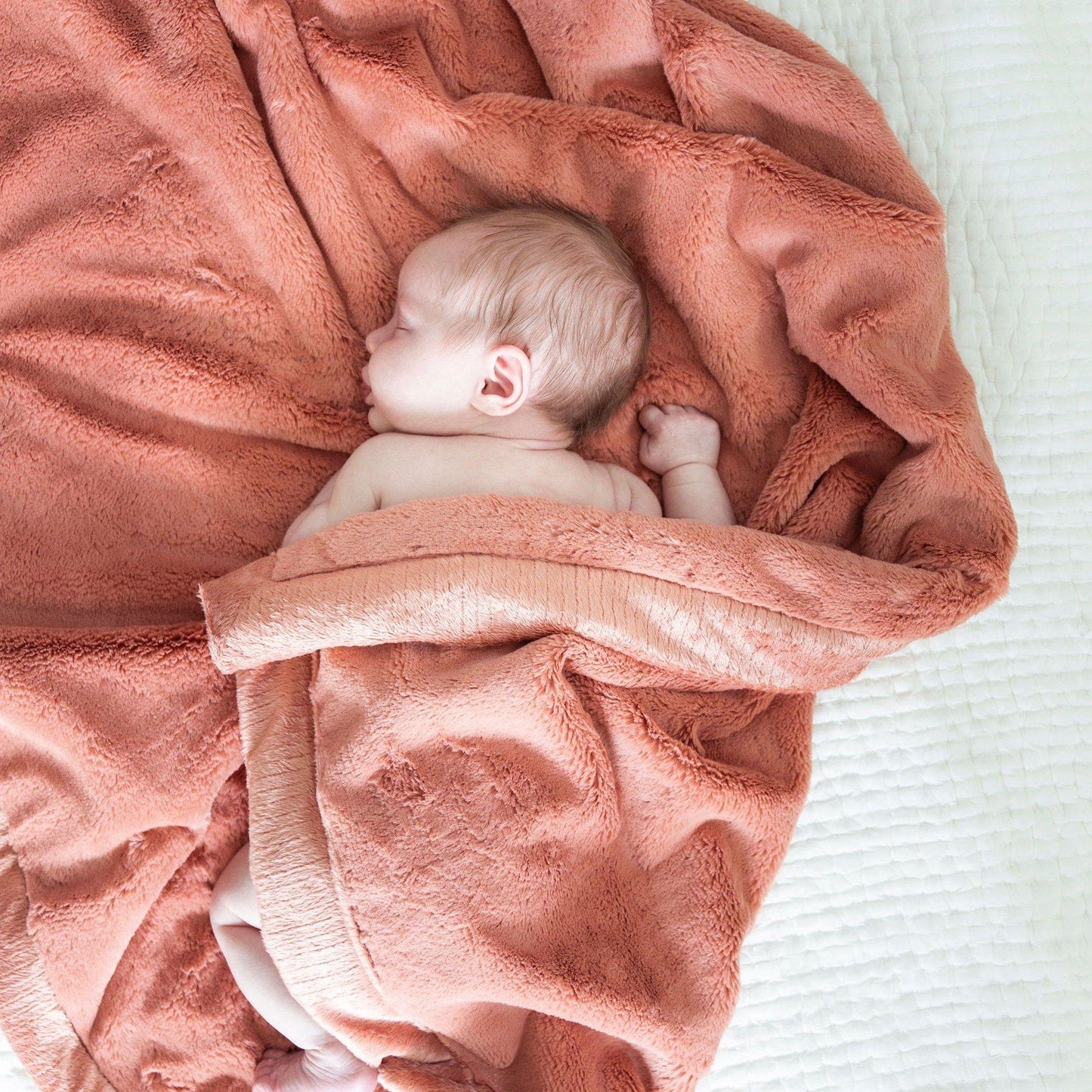 Lush Receiving Blanket 30x40 Inch by Saranoni