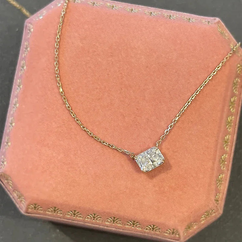 Huitan Temperament Geometric Crystal Cubic Zirconia Pendant Necklace for Women Wedding Accessories Fashion Versatile Jewelry