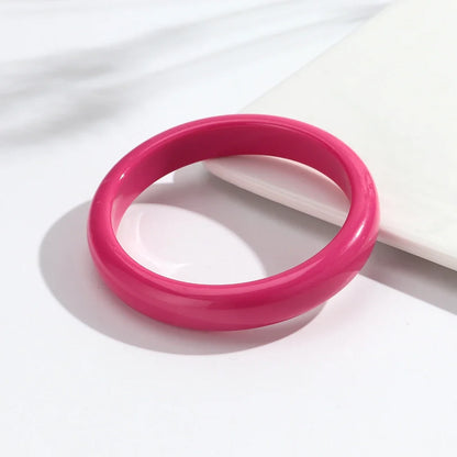 Fashion Pink Acrylic Rivets Round Bangle Bracelets for Women Novelty Geometric Chunky Cuff Bangles Y2K Jewelry Gifts Accessory