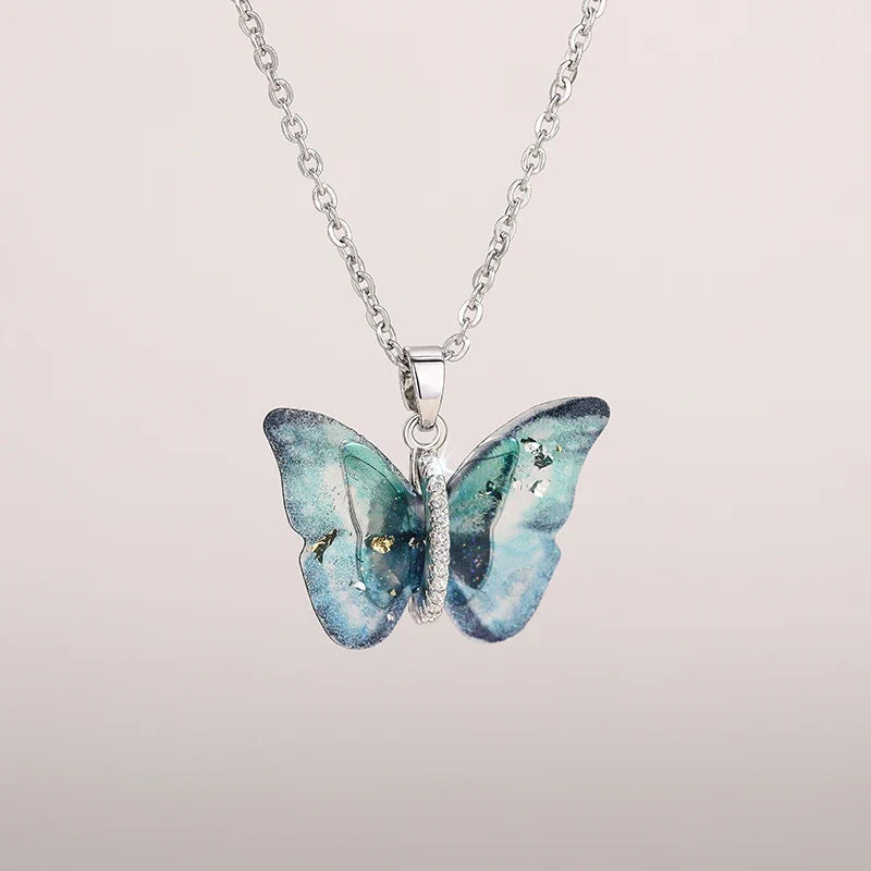 Huitan Aesthetic Butterfly Pendant Necklace for Women Silver Color/Gold Color Inlaid Shiny CZ Fashion Party Accessories Jewelry