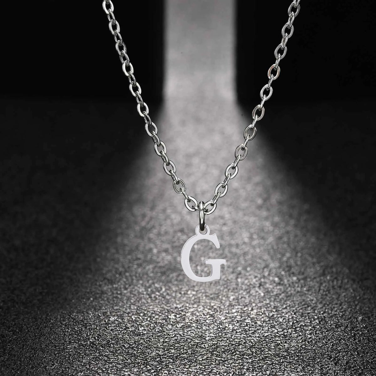 26 Letters A-Z Initial Pendant Necklaces for Women,Alphabet Pendant Rolo Chain Necklace,Simple Fashion Collar Jewelry Gift