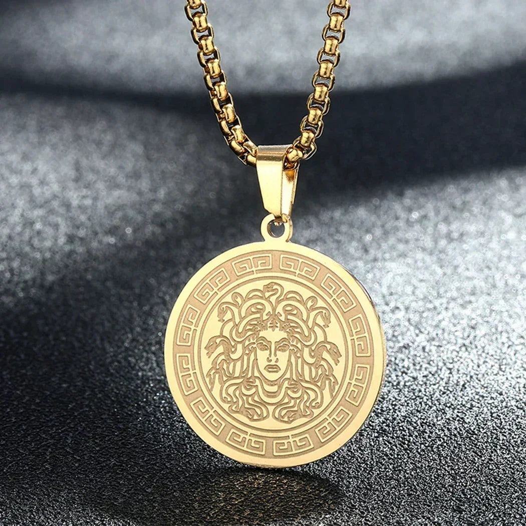 Mens Ancient Greek God Spartan Warrior Pendant Gladiator Necklace Women Mythology Spartan Helmet Charm Neck Chain Amulet Jewelry