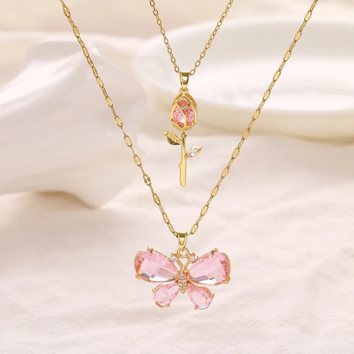 Elegant Pink Crystal Butterfly Necklace for Women High-End Zircon Flower Pendant Fashionable Jewelry Gift