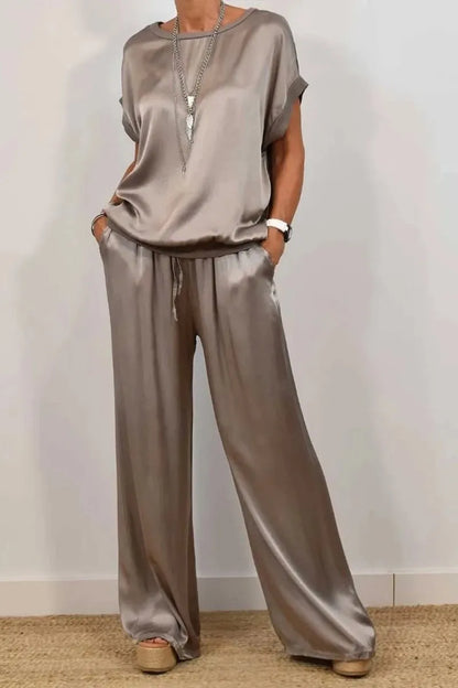 Women's Satin Pants 2 Piece Set Summer Breathe Loose Short Sleeve Top Wide Leg Pants Casual Outfit Office Lady Elagant Set