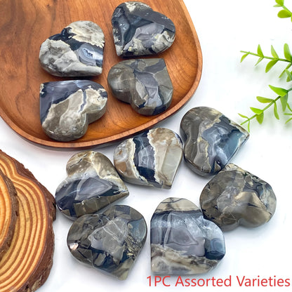 1pc Fluorescent Agate Heart, UV Reactive Stone, Home Decor Accent, Unique Natural Stone Collectible， Home Office Decor