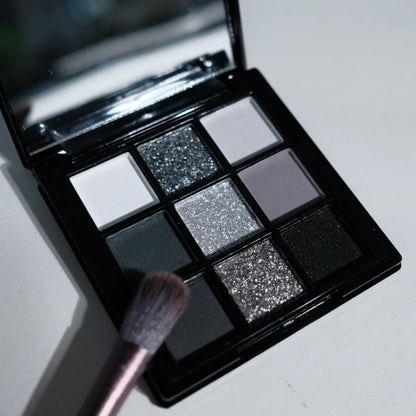 9-Shade Eyeshadow Palette - Black Swan Smoky Glitter & Matte