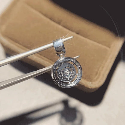 Huitan Circle Design Lady Pendant Necklace Silver Color Inlaid Shining CZ Elegant Wedding Engagement Fashion Accessories Jewelry