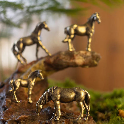 1pc Miniature Antique Brass Long Tail Horse Figurines Feng Shui Ornament Copper Zodiac Animal Mini Desktop Crafts Home Decor
