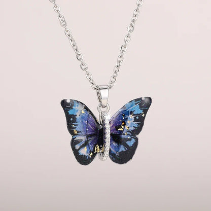 Huitan Aesthetic Butterfly Pendant Necklace for Women Silver Color/Gold Color Inlaid Shiny CZ Fashion Party Accessories Jewelry