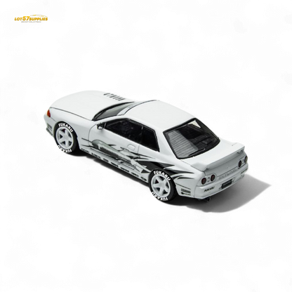 (Pre-Order) TimeMicro Skyline GT-R R32 Los Santos Drift - White 1:64