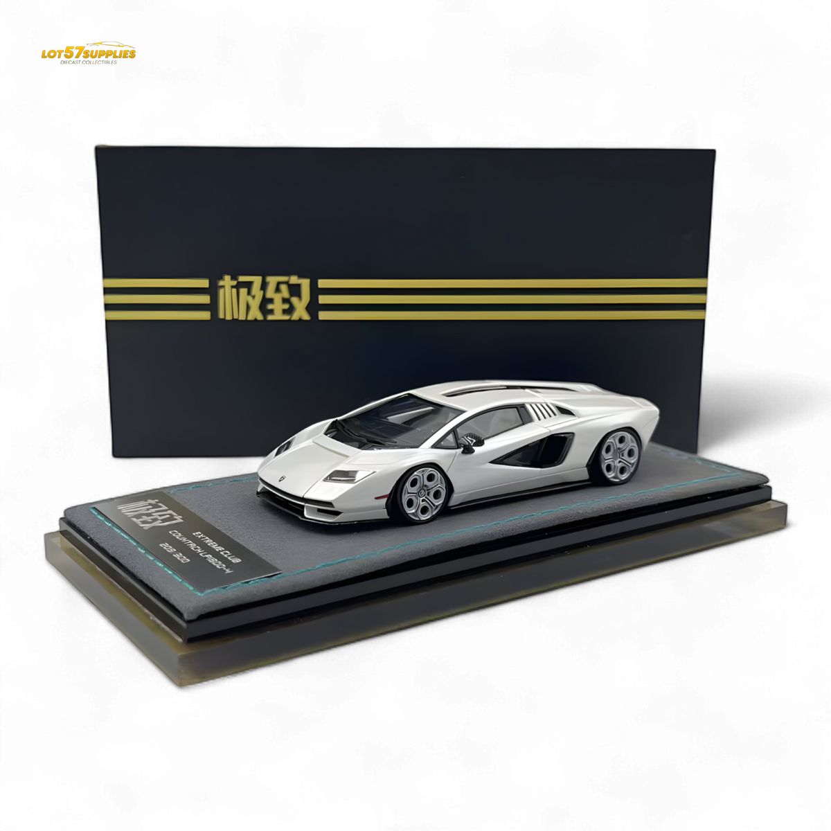 Extreme Club Lamborghini Countach LPI800-4 White 1:64