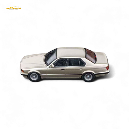 DCM BMW E32 7-Series Sedan Cashmere Beagle Gold 1:64
