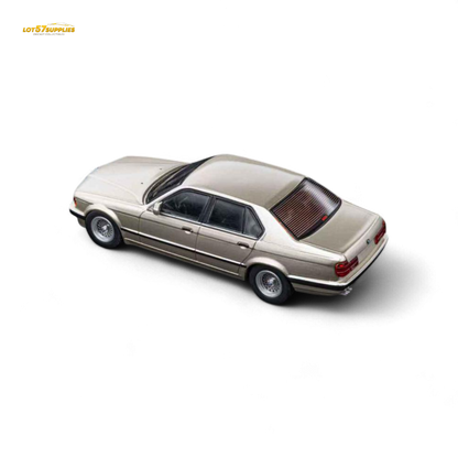 DCM BMW E32 7-Series Sedan Cashmere Beagle Gold 1:64