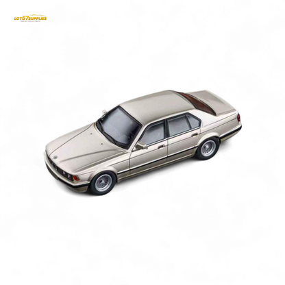 DCM BMW E32 7-Series Sedan Cashmere Beagle Gold 1:64