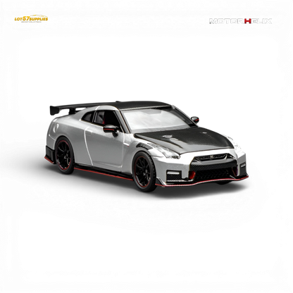 Motorhelix Nissan GT-R NISMO (R35) Special Edition 2022 - Ultimate Metal Silver 1:64
