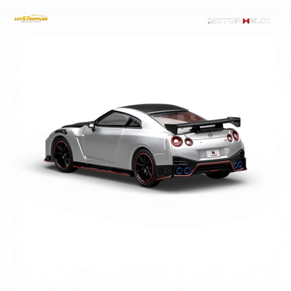 Motorhelix Nissan GT-R NISMO (R35) Special Edition 2022 - Ultimate Metal Silver 1:64