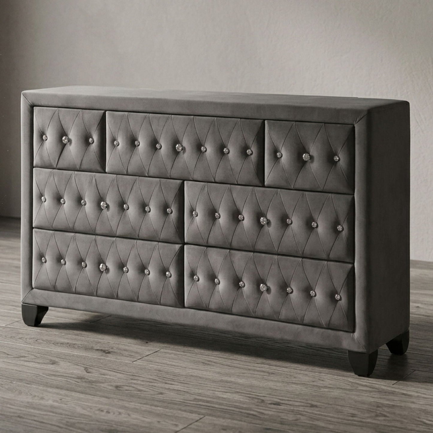 Sophia - 7 Drawer Dresser - Gray