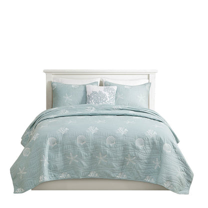 4 Piece Cotton Reversible Embroidered Quilt Set with Throw Pillow Aqua King/Cal King