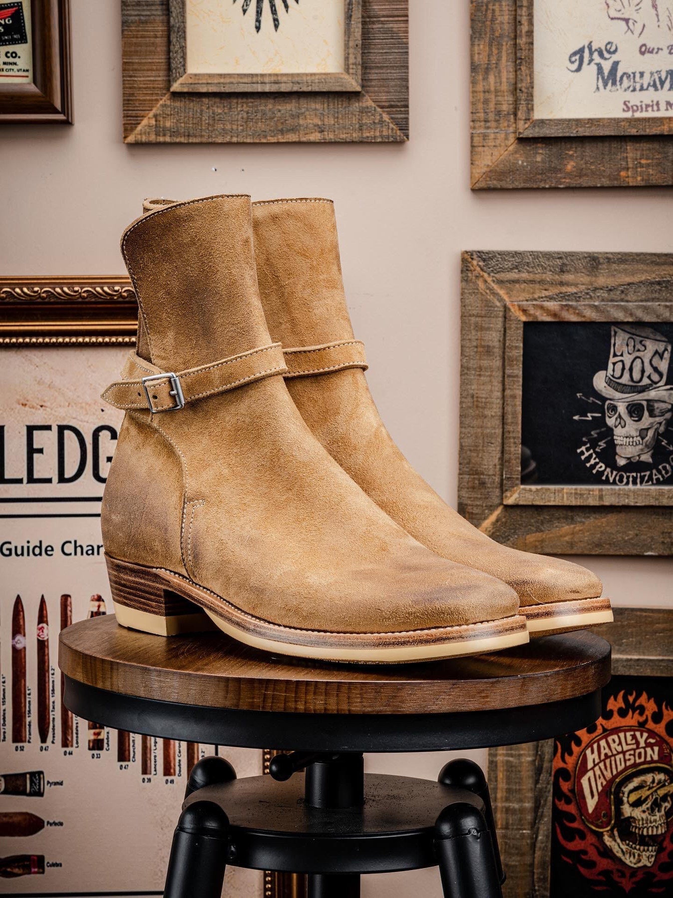 American-style Vintage Pointed-toe  Boots Mens Suede Boots
