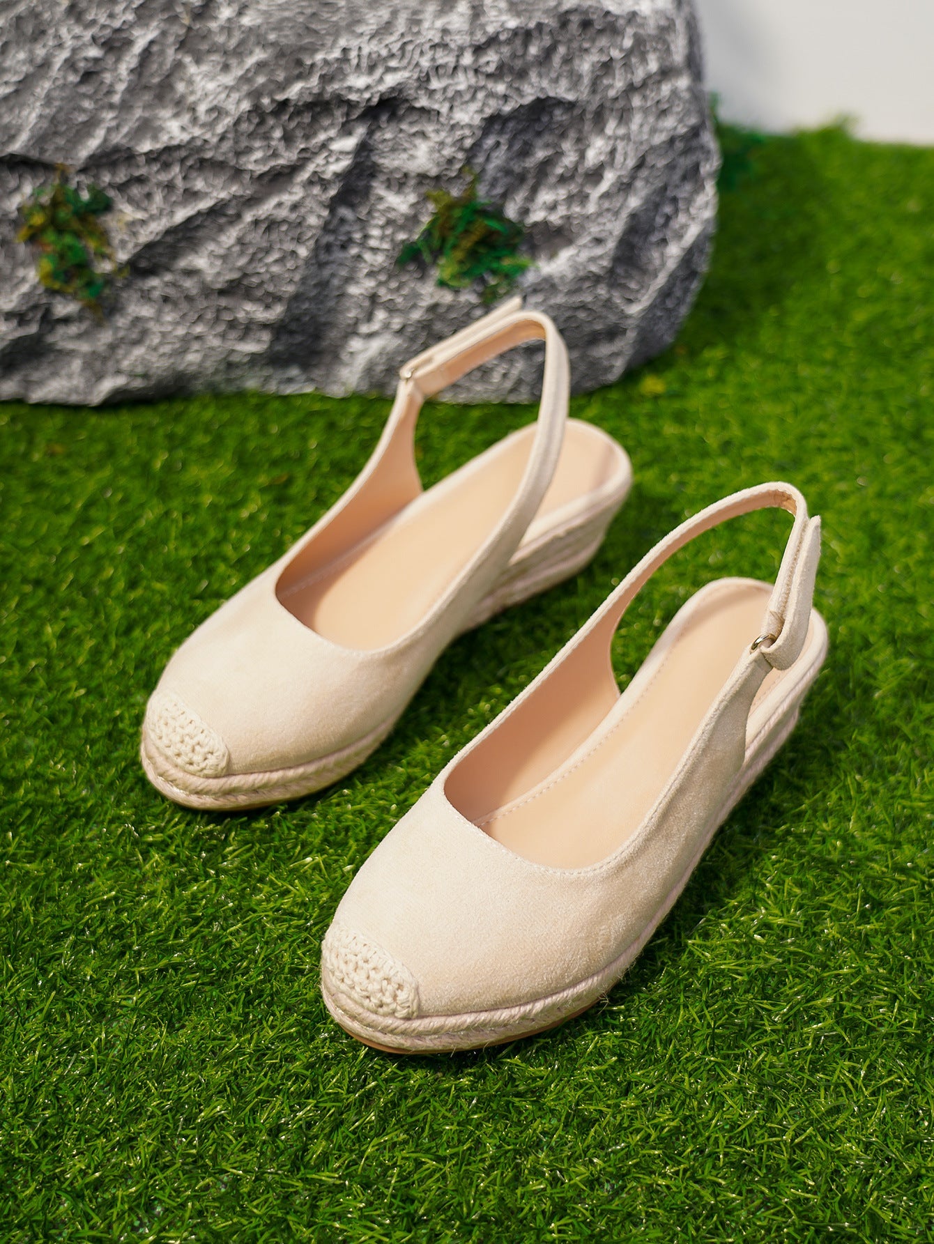 Retro Closed-toe Slingback Wedge Womens Shoes Straw-woven