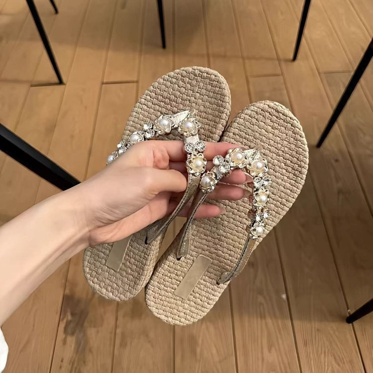 French Style Pearl Rhinestone Thong Slippers For Women,Straw Flat Anti-Slip Versatile Outdoor Beach Slides