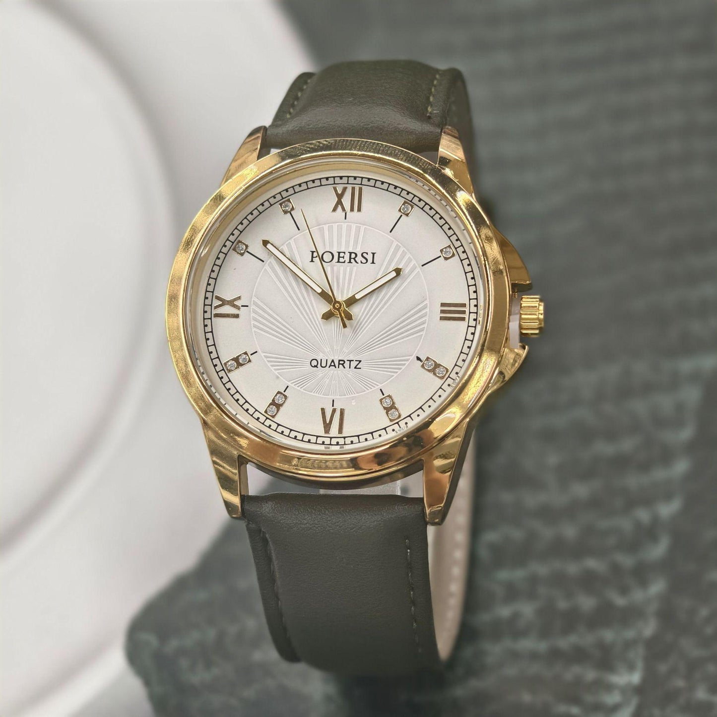 Waterproof Luminous Mens Watchfashionable And Luxurious For Business