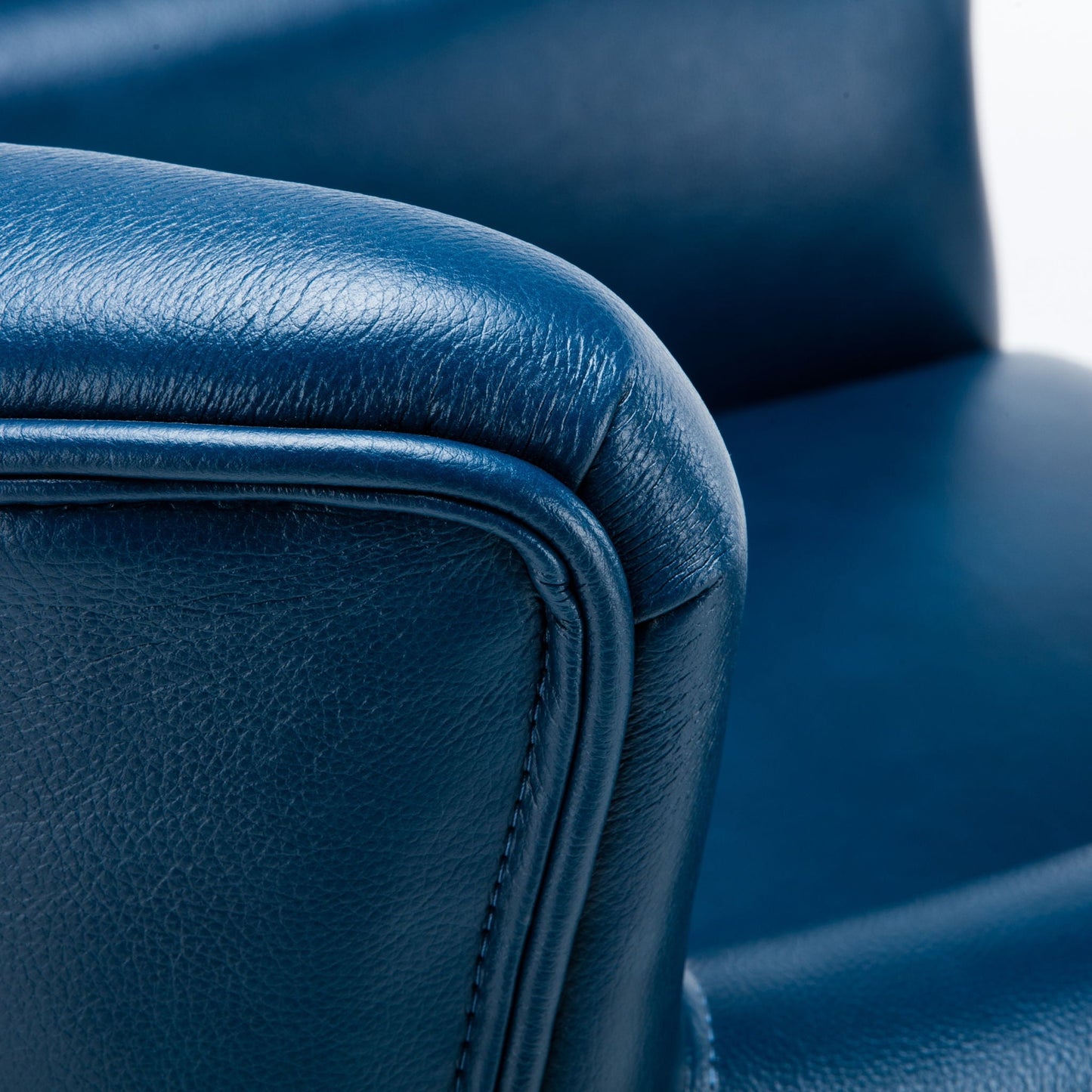 Hadley - Club Chair